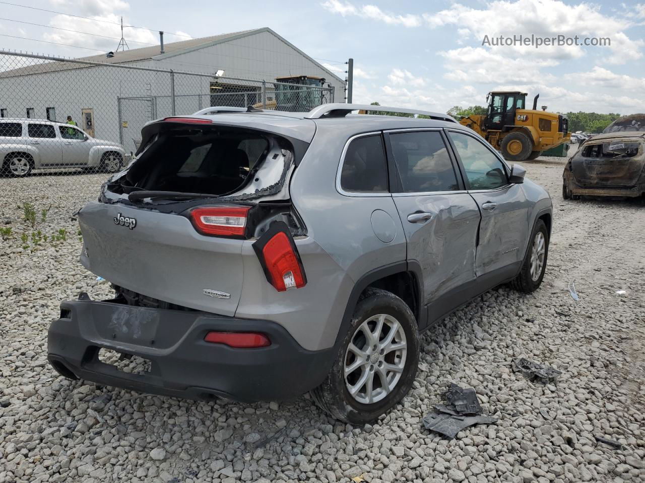 2014 Jeep Cherokee Latitude Silver vin: 1C4PJMCS0EW212188