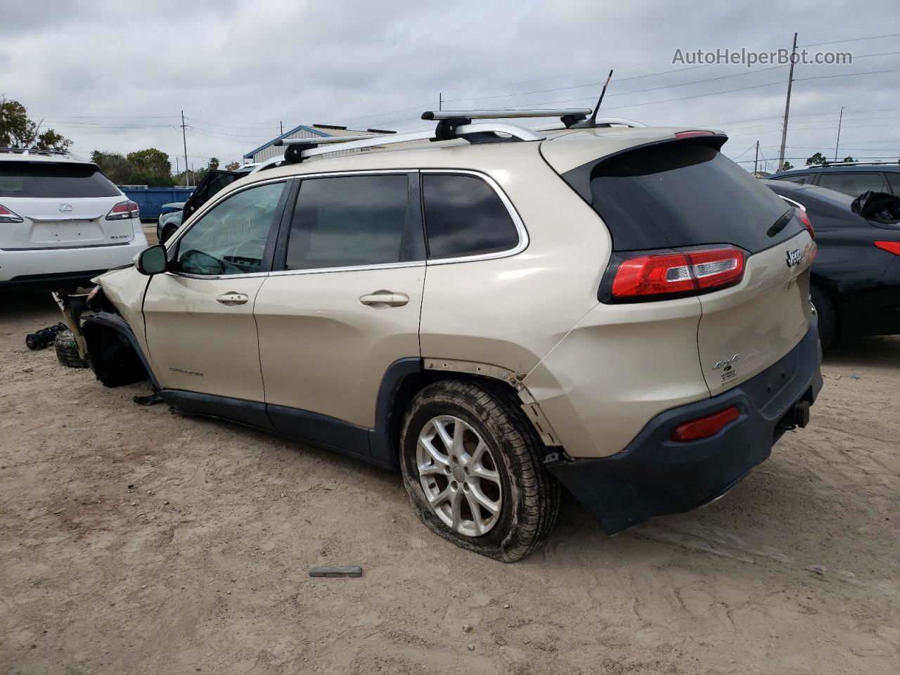 2015 Jeep Cherokee Latitude Beige vin: 1C4PJMCS0FW512878