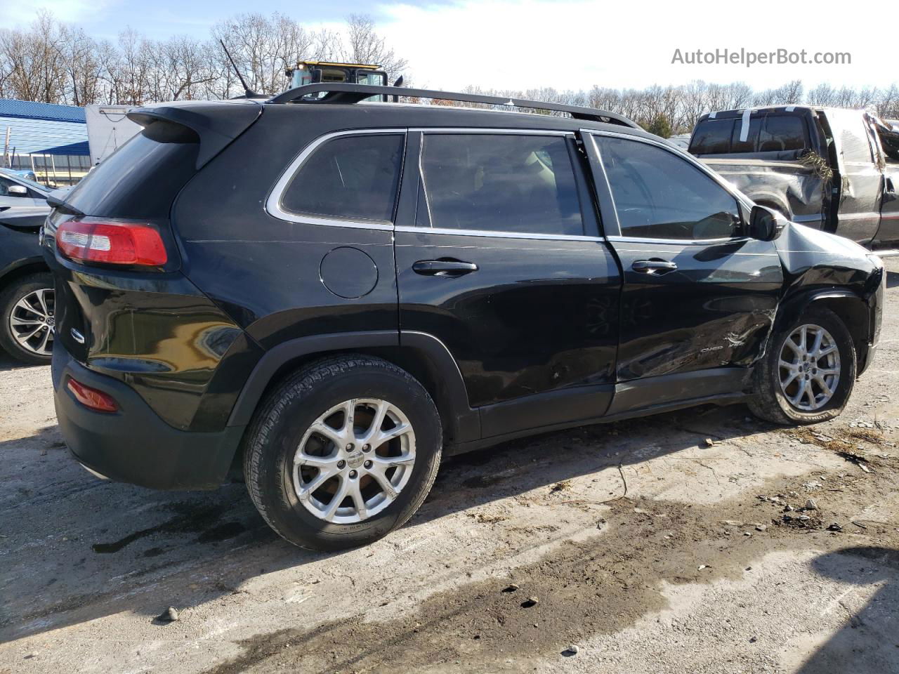 2015 Jeep Cherokee Latitude Black vin: 1C4PJMCS0FW534055