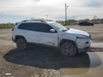 2016 Jeep Cherokee Latitude White vin: 1C4PJMCS0GW327103