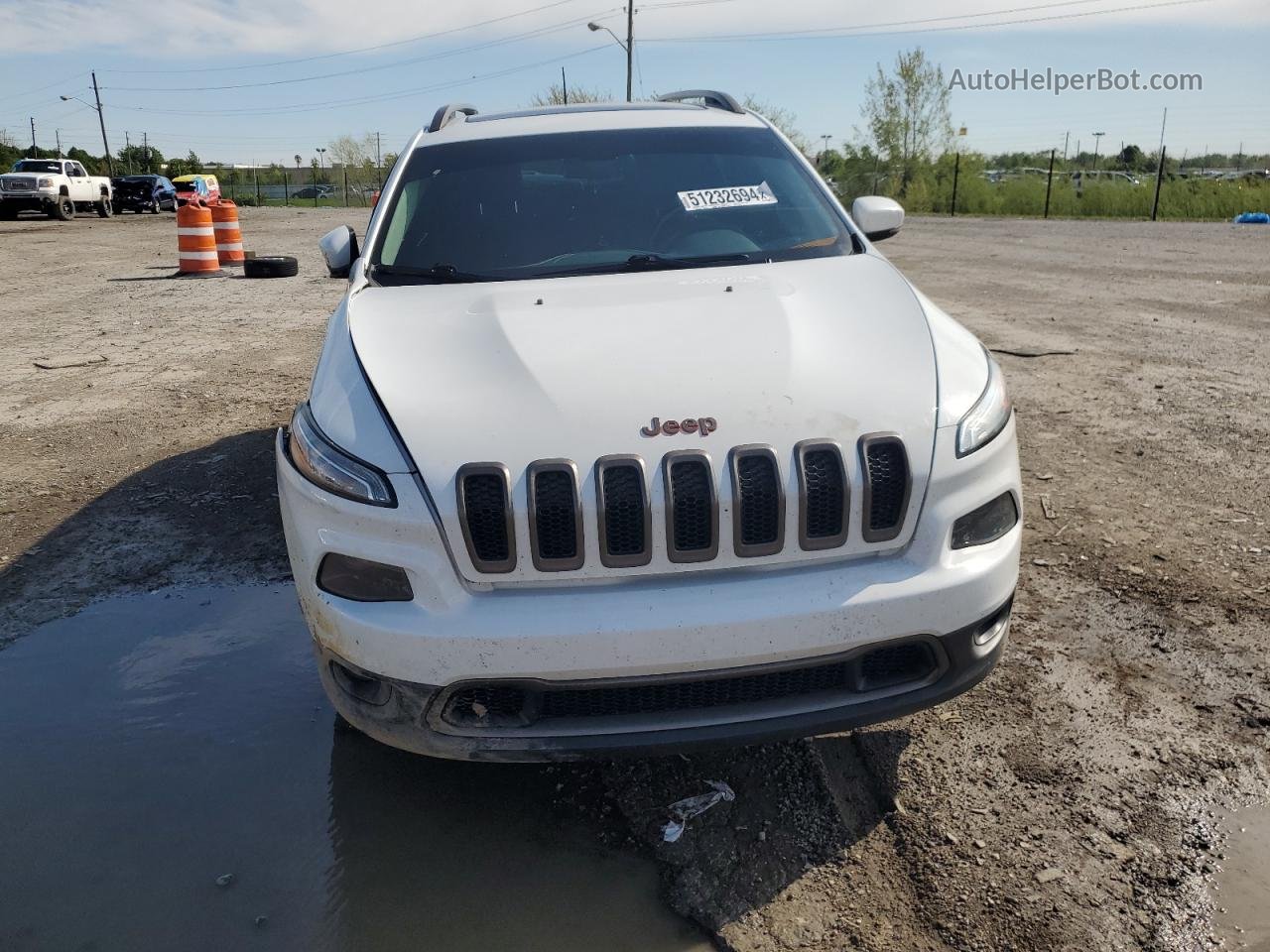 2016 Jeep Cherokee Latitude Белый vin: 1C4PJMCS0GW327103