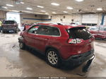 2015 Jeep Cherokee Latitude Red vin: 1C4PJMCS1FW594801