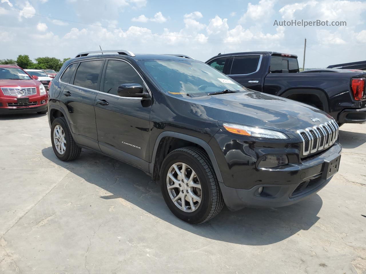 2015 Jeep Cherokee Latitude Черный vin: 1C4PJMCS2FW502207