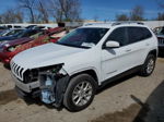 2015 Jeep Cherokee Latitude White vin: 1C4PJMCS2FW702701