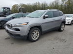 2016 Jeep Cherokee Latitude Silver vin: 1C4PJMCS2GW251934