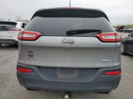 2016 Jeep Cherokee Latitude Серебряный vin: 1C4PJMCS2GW251934