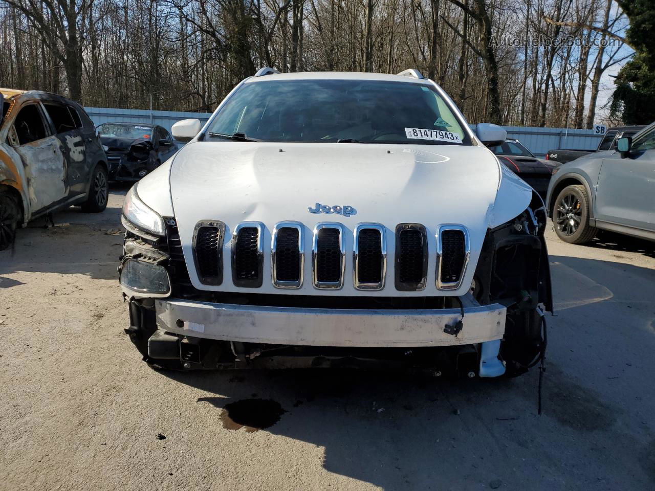 2015 Jeep Cherokee Latitude White vin: 1C4PJMCS3FW749798