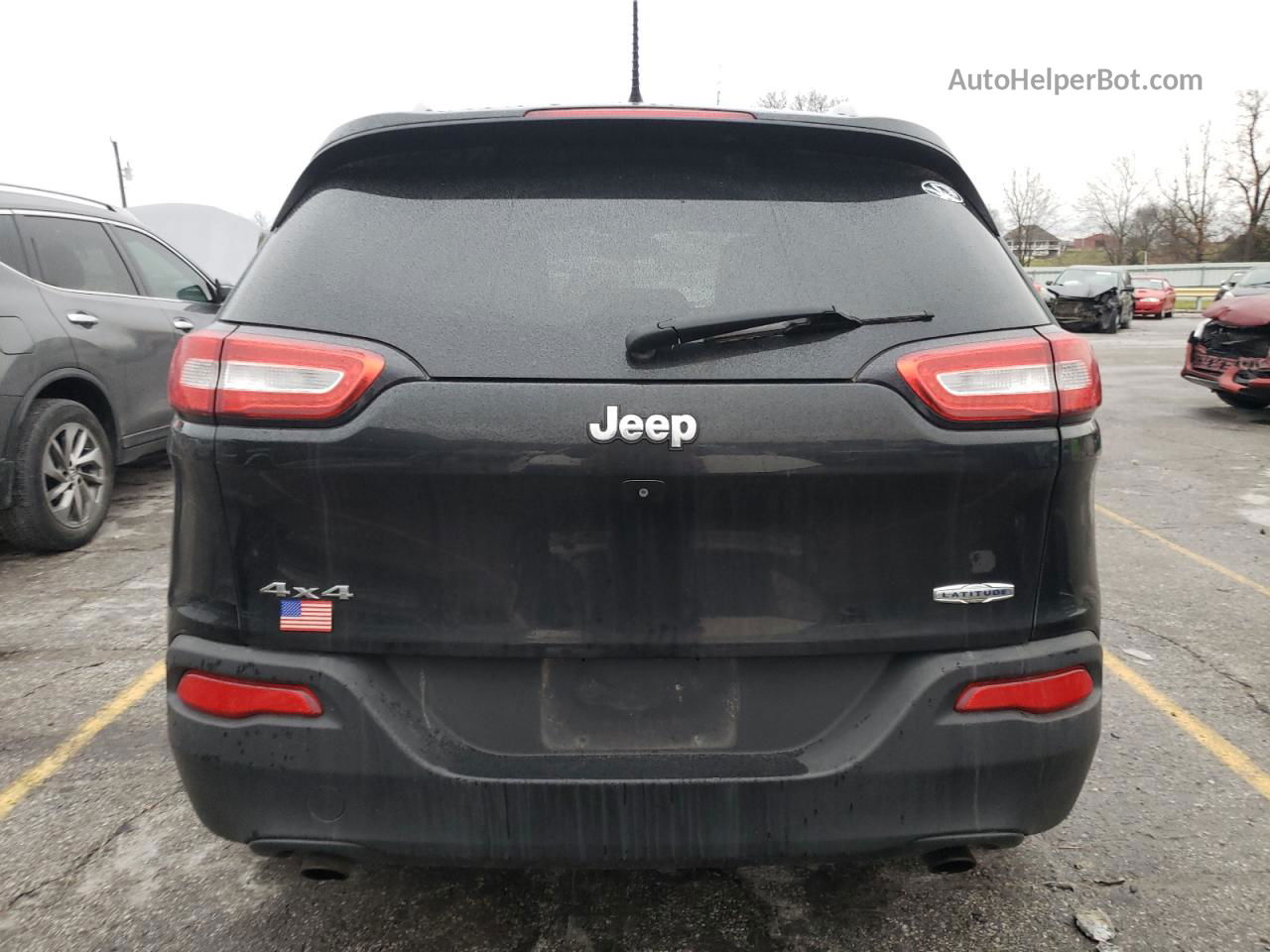 2014 Jeep Cherokee Latitude Black vin: 1C4PJMCS4EW152576