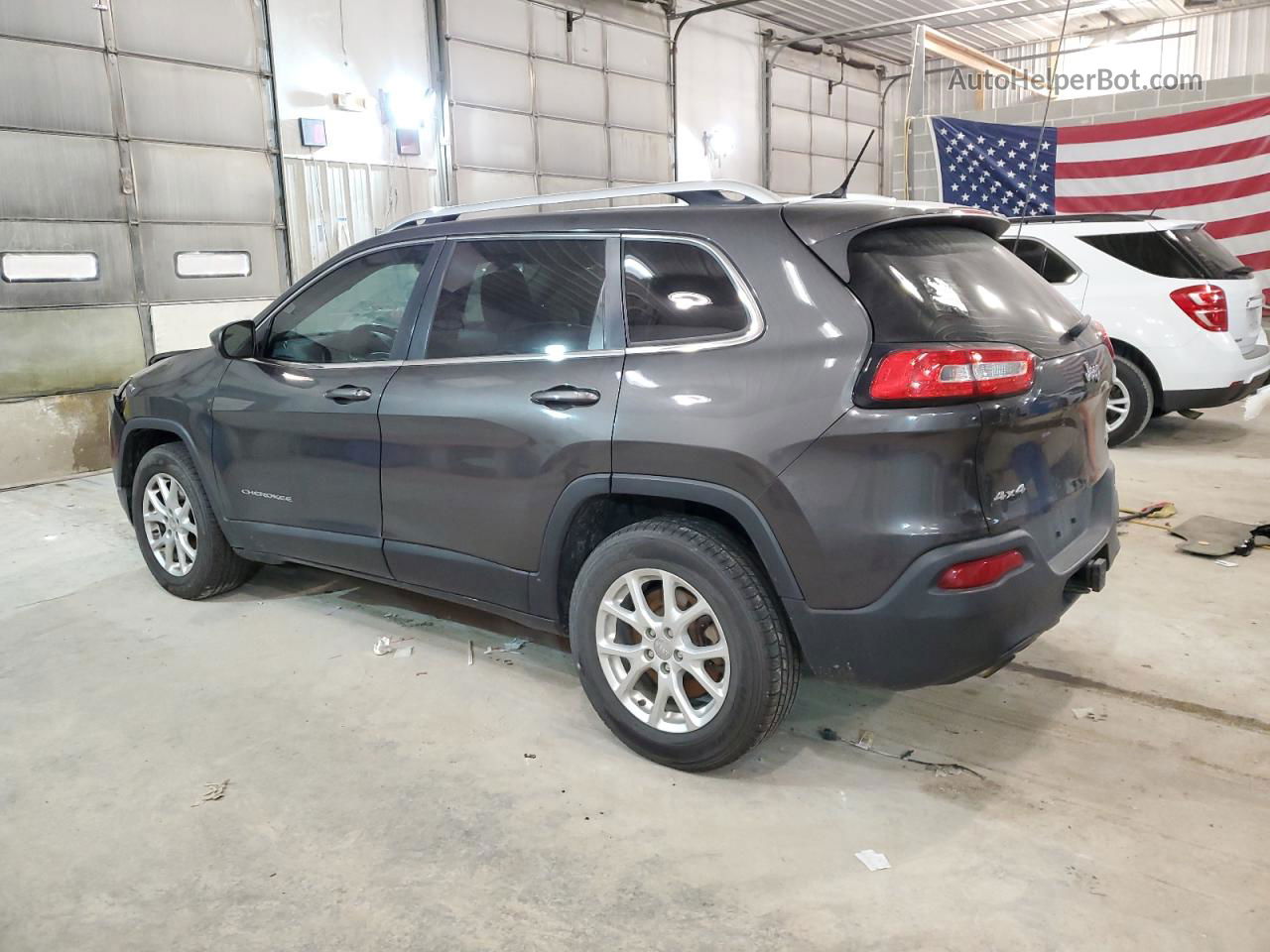 2014 Jeep Cherokee Latitude Gray vin: 1C4PJMCS5EW246028