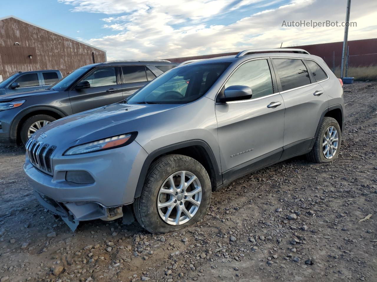 2014 Jeep Cherokee Latitude Серебряный vin: 1C4PJMCS5EW247857