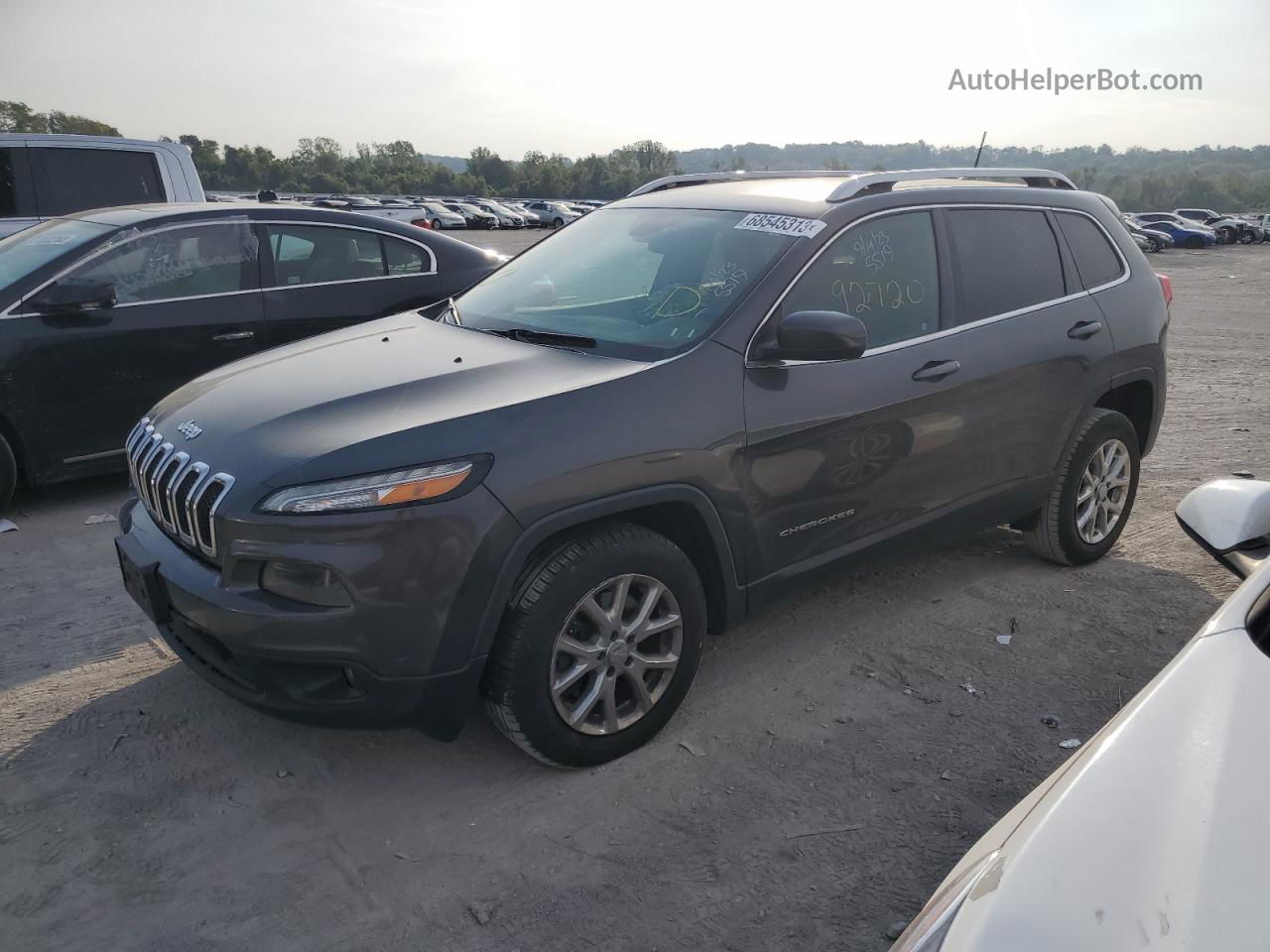 2016 Jeep Cherokee Latitude Угольный vin: 1C4PJMCS5GW105995