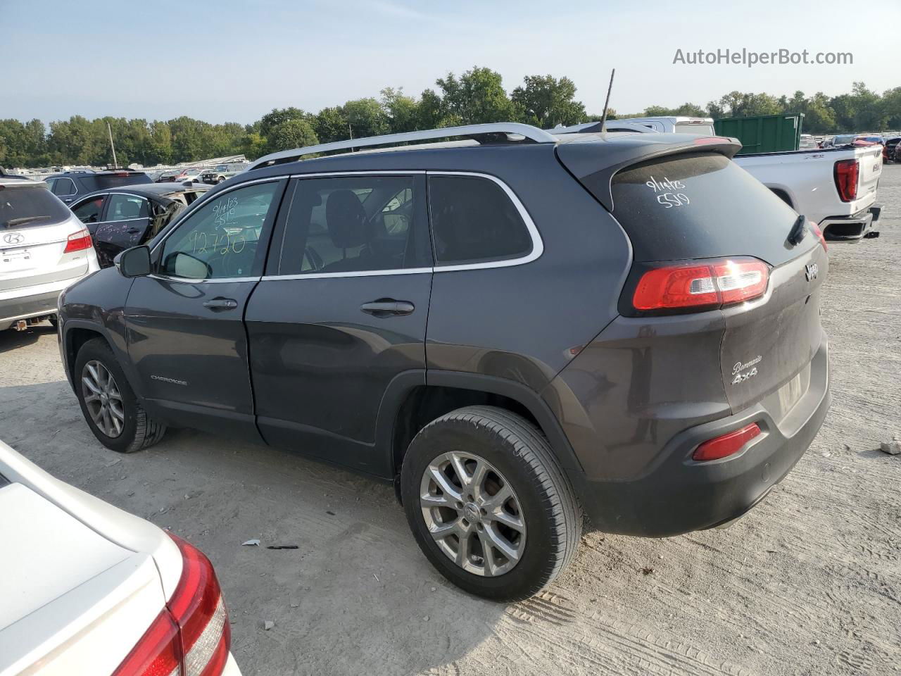 2016 Jeep Cherokee Latitude Charcoal vin: 1C4PJMCS5GW105995