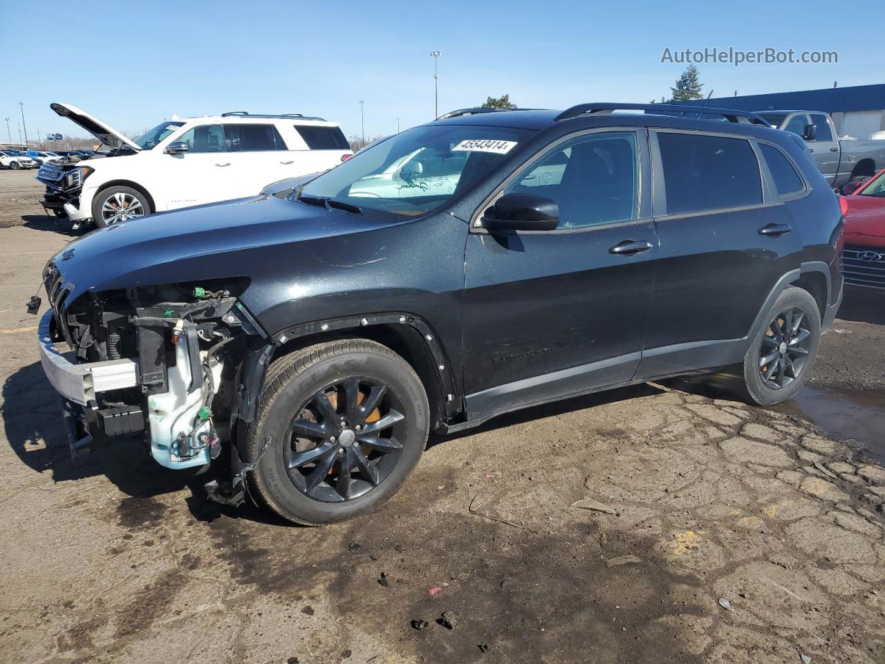 2014 Jeep Cherokee Latitude Черный vin: 1C4PJMCS6EW296372