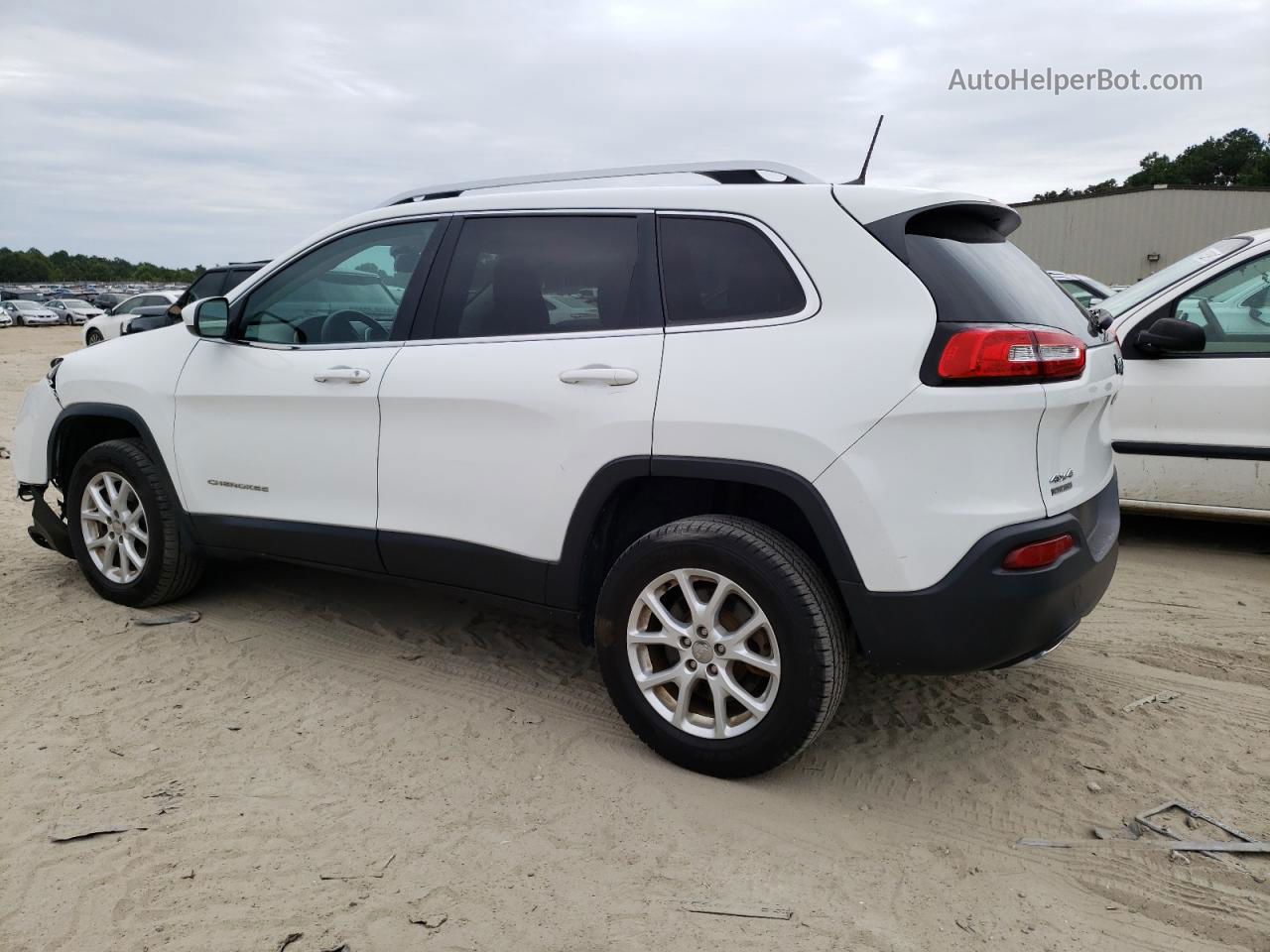 2016 Jeep Cherokee Latitude Белый vin: 1C4PJMCS6GW305493