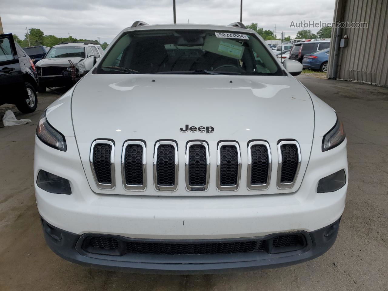 2016 Jeep Cherokee Latitude Белый vin: 1C4PJMCS7GW143678