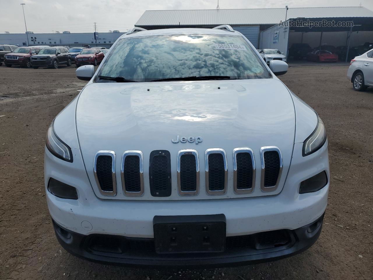 2014 Jeep Cherokee Latitude White vin: 1C4PJMCS8EW242197