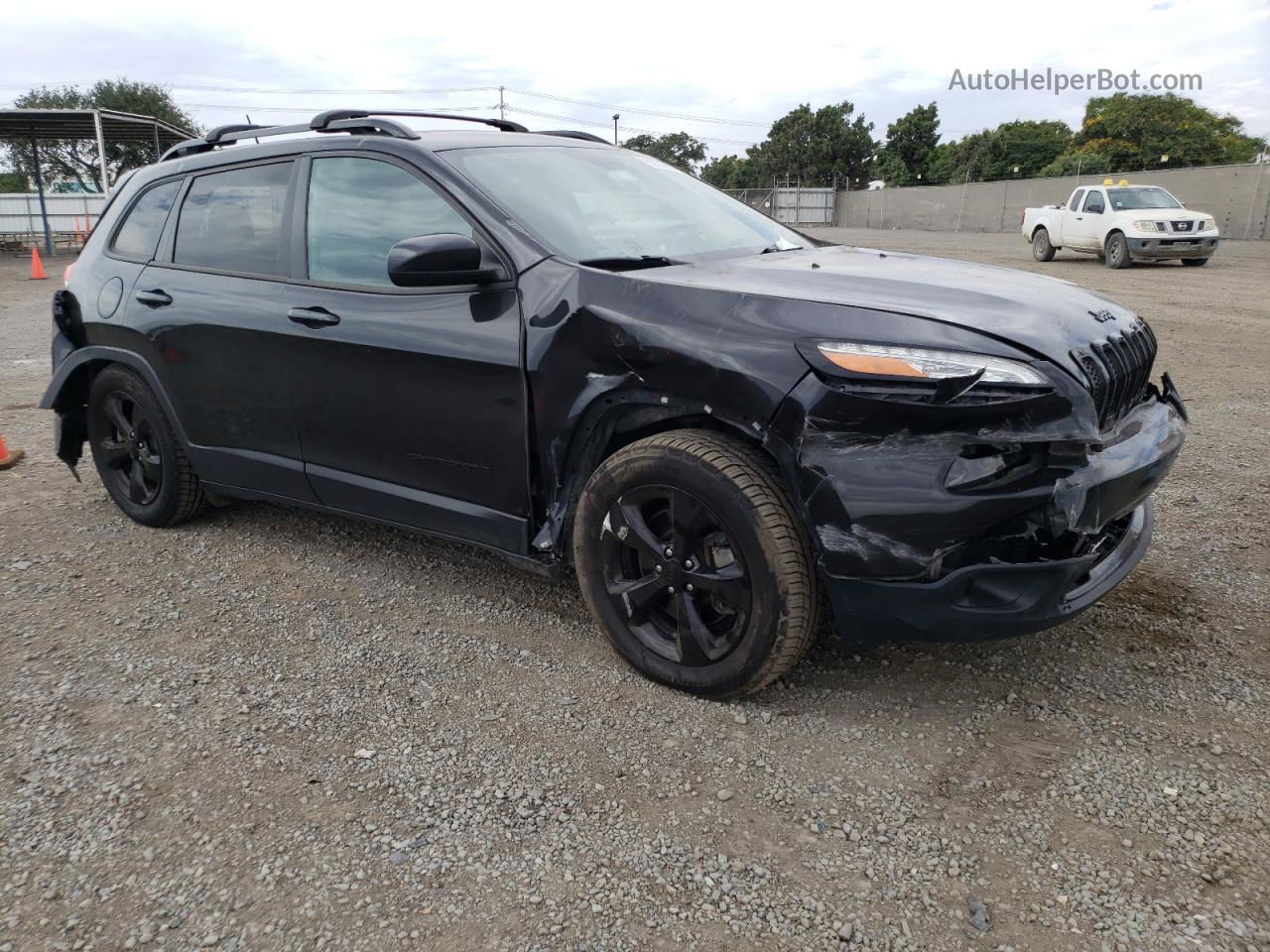 2015 Jeep Cherokee Latitude Black vin: 1C4PJMCS8FW750753