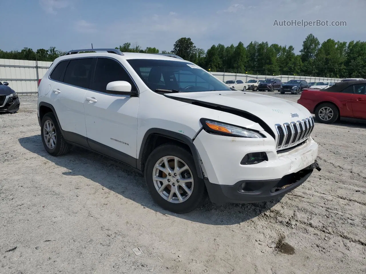 2016 Jeep Cherokee Latitude White vin: 1C4PJMCS8GW102590