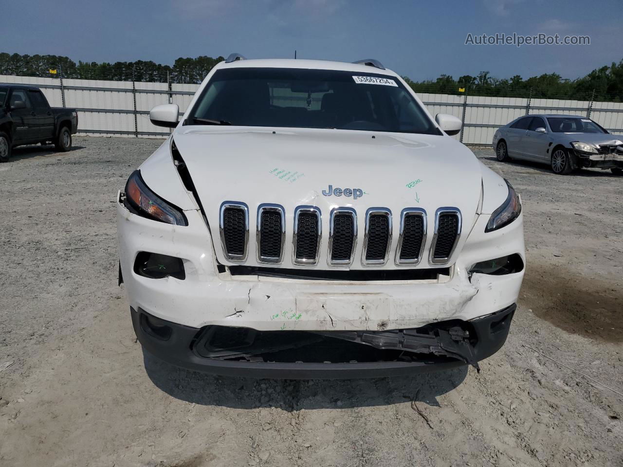 2016 Jeep Cherokee Latitude White vin: 1C4PJMCS8GW102590