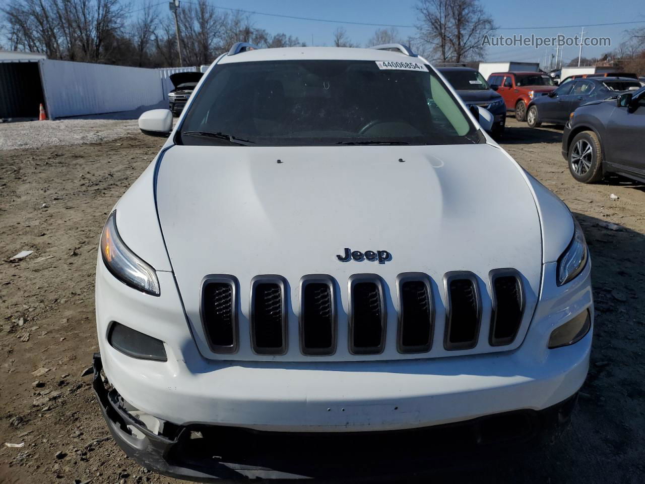 2014 Jeep Cherokee Latitude White vin: 1C4PJMCS9EW184035