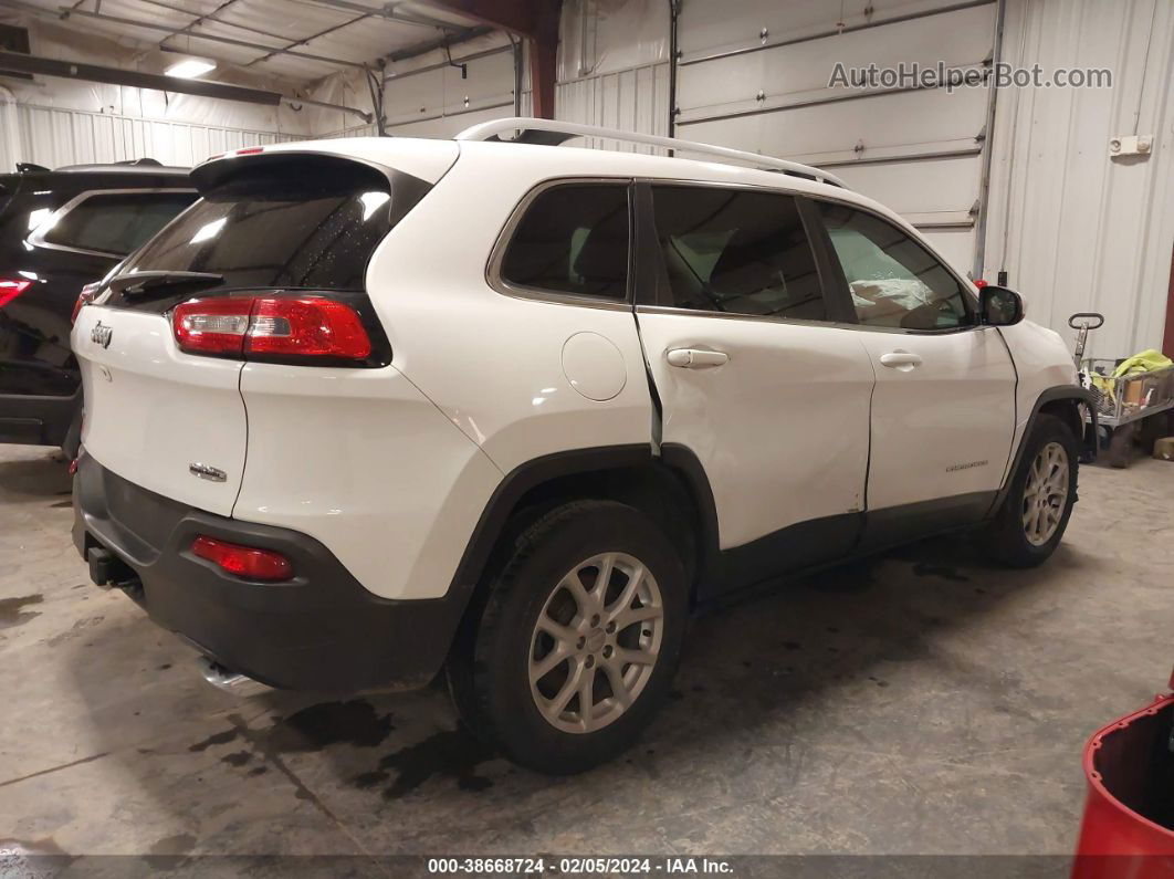 2016 Jeep Cherokee Latitude Белый vin: 1C4PJMCS9GW331599