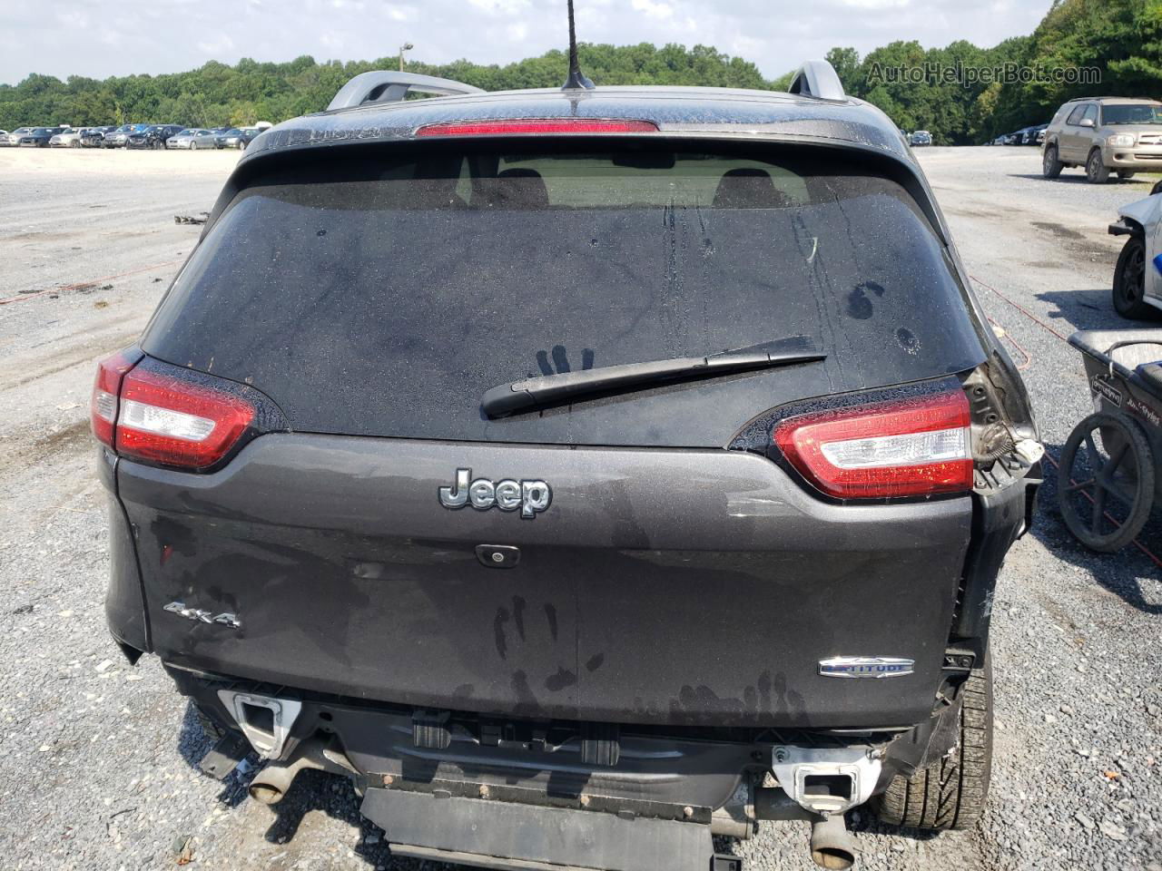 2015 Jeep Cherokee Latitude Gray vin: 1C4PJMCSXFW686344