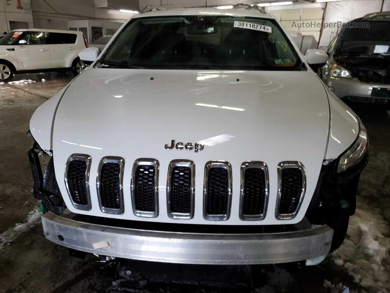 2016 Jeep Cherokee Latitude White vin: 1C4PJMCSXGW204540