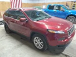 2016 Jeep Cherokee Latitude Red vin: 1C4PJMCSXGW211147