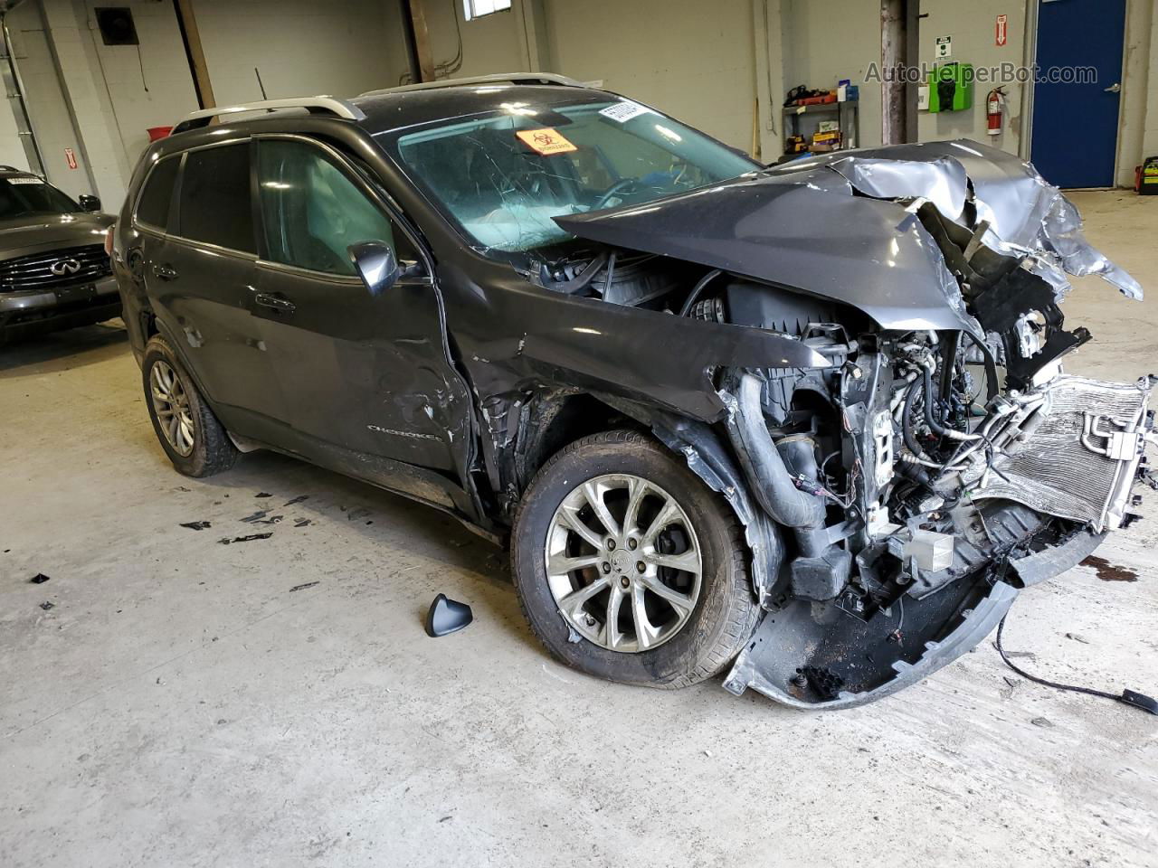 2019 Jeep Cherokee Latitude Gray vin: 1C4PJMCX3KD167220