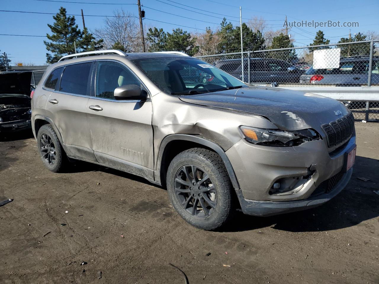 2019 Jeep Cherokee Latitude Gray vin: 1C4PJMCX5KD155862