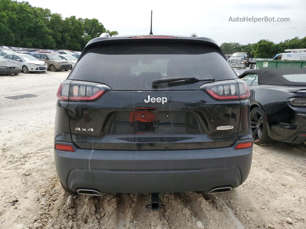 2019 Jeep Cherokee Latitude Черный vin: 1C4PJMCX6KD156499