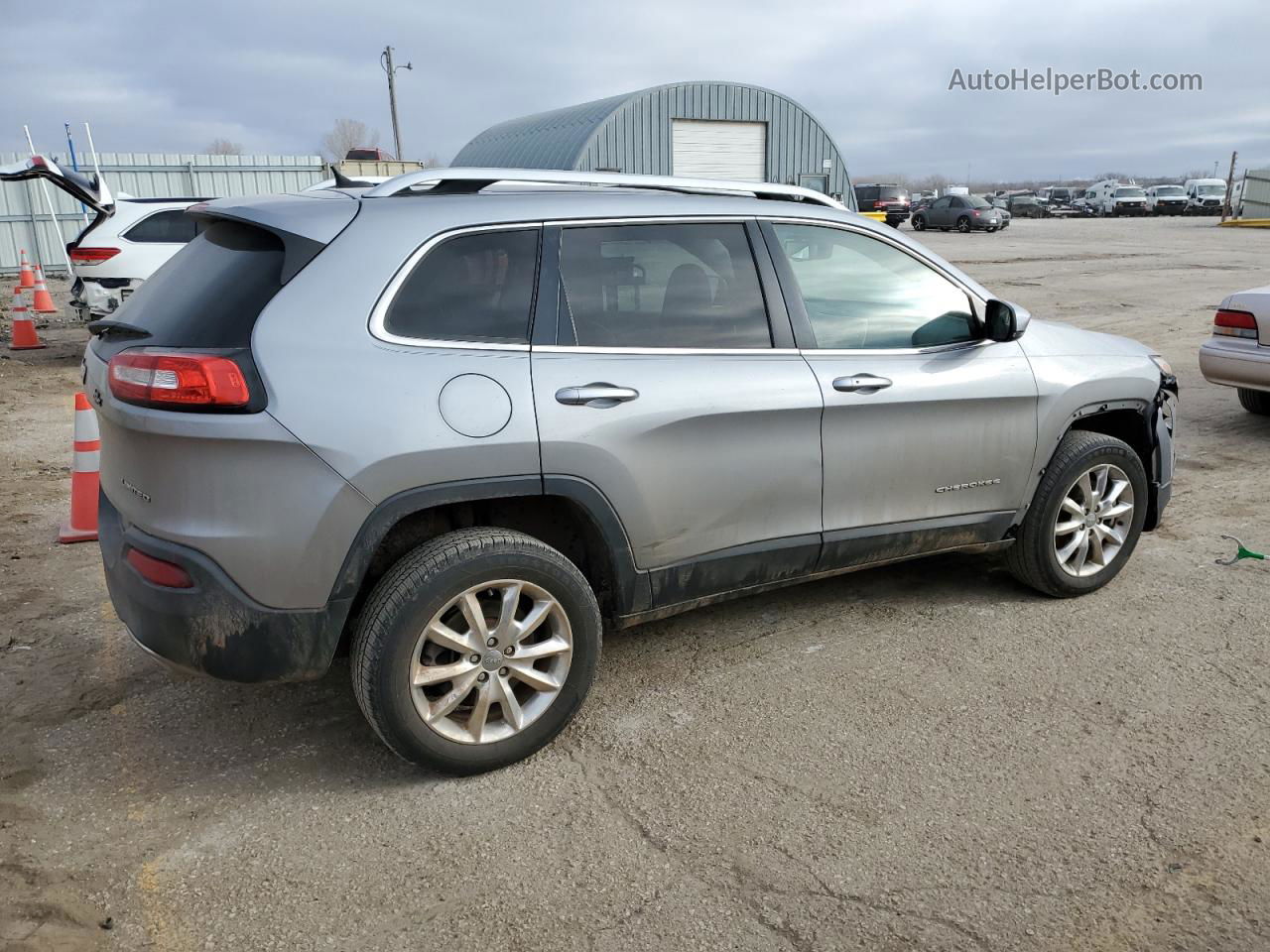 2015 Jeep Cherokee Limited Silver vin: 1C4PJMDS1FW635720