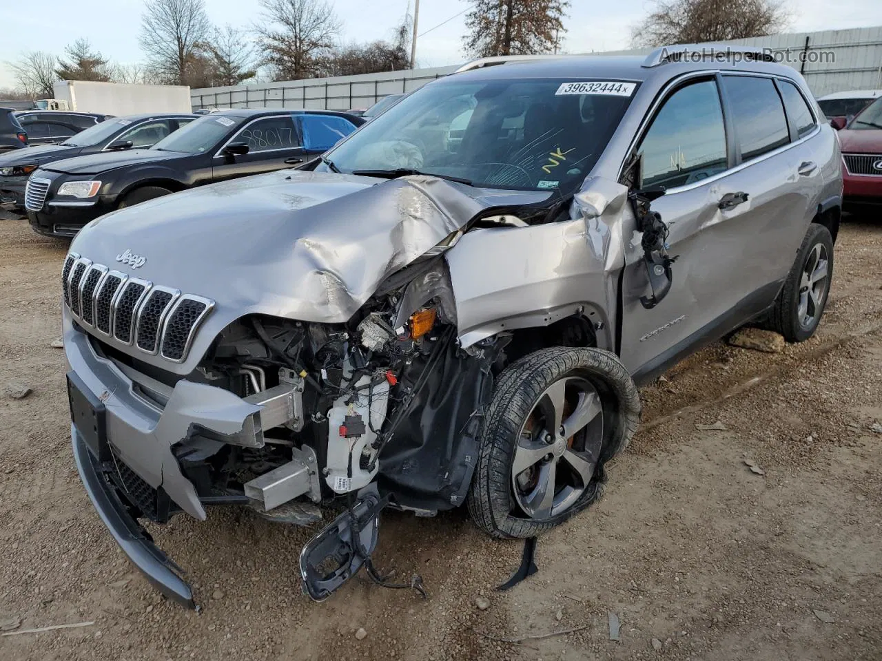 2019 Jeep Cherokee Limited Серебряный vin: 1C4PJMDX5KD460020