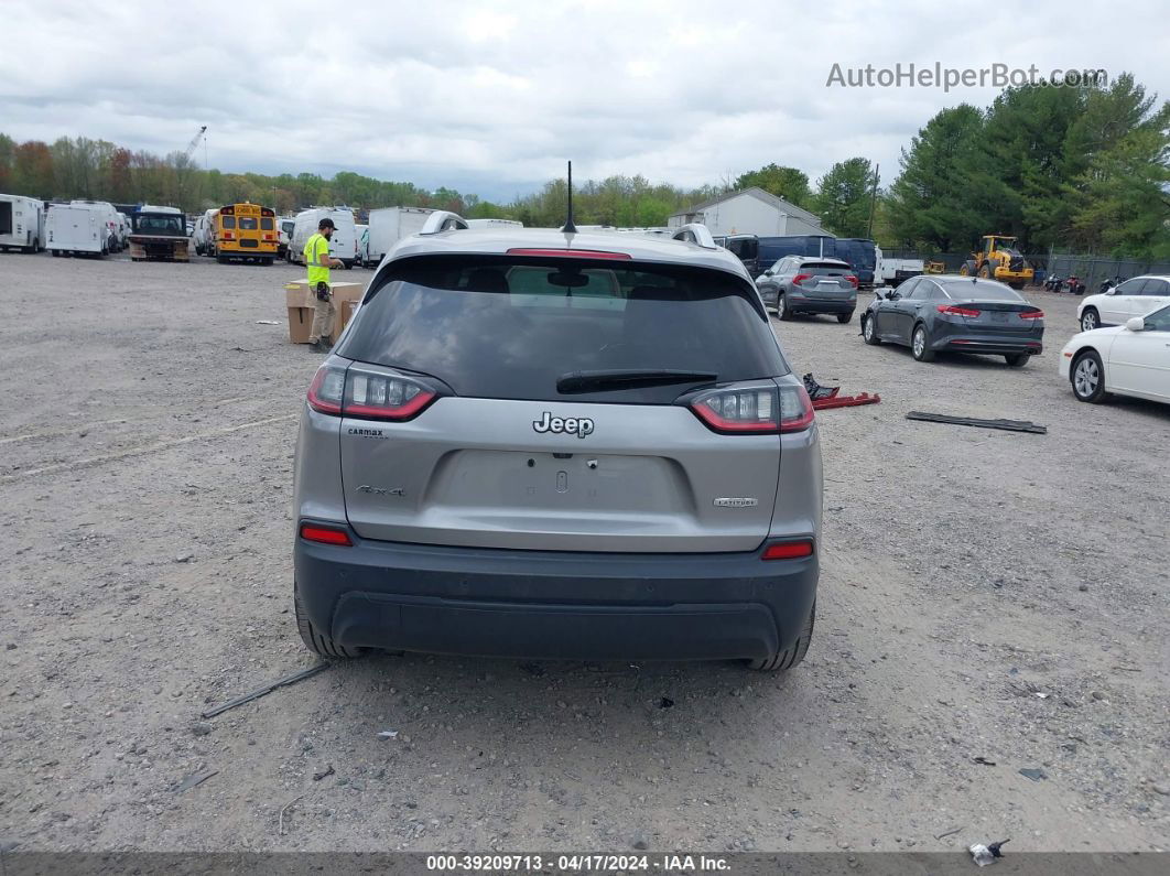 2019 Jeep Cherokee Latitude Plus 4x4 Silver vin: 1C4PJMLB0KD261477