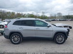 2019 Jeep Cherokee Latitude Plus 4x4 Silver vin: 1C4PJMLB0KD261477