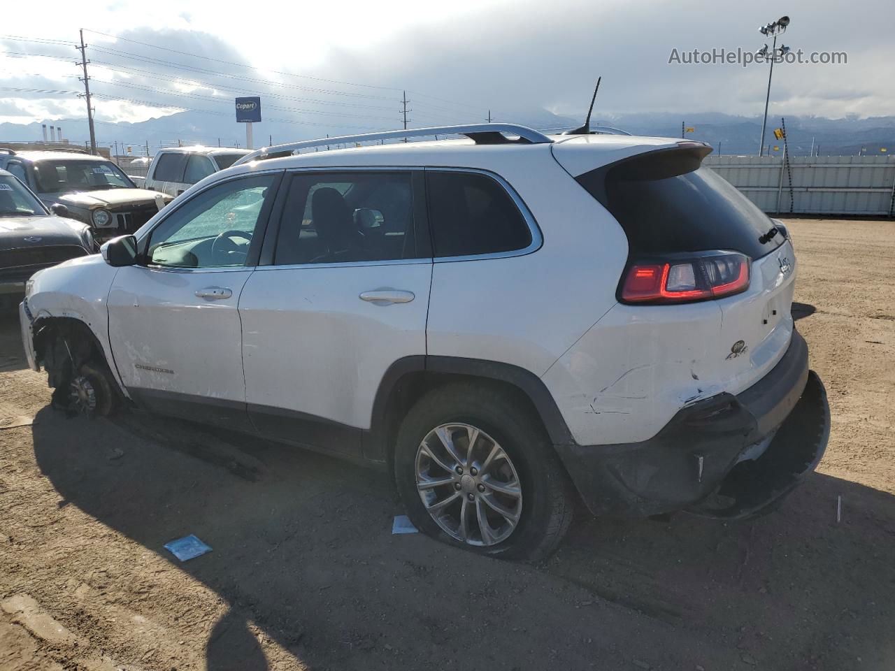 2019 Jeep Cherokee Latitude Plus Белый vin: 1C4PJMLB0KD314176