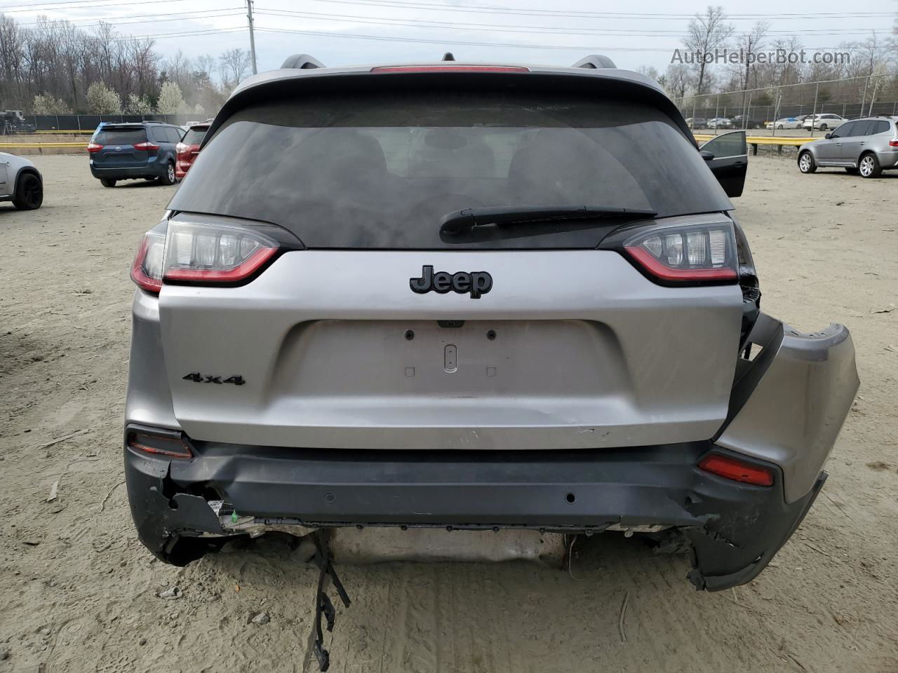 2021 Jeep Cherokee Latitude Plus Silver vin: 1C4PJMLB0MD222567