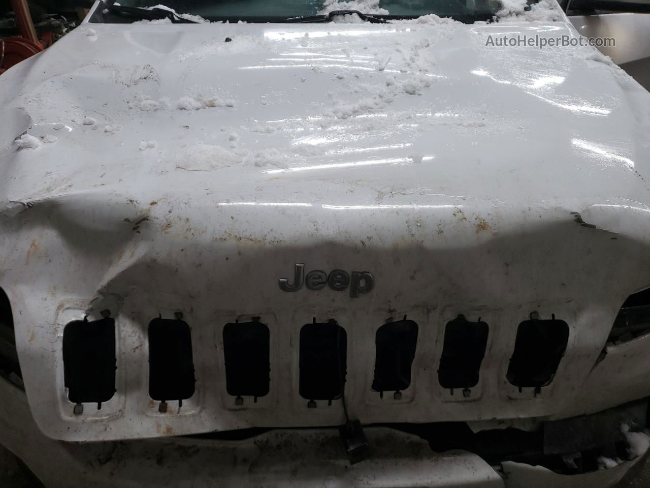 2019 Jeep Cherokee Latitude Plus Белый vin: 1C4PJMLB3KD231034
