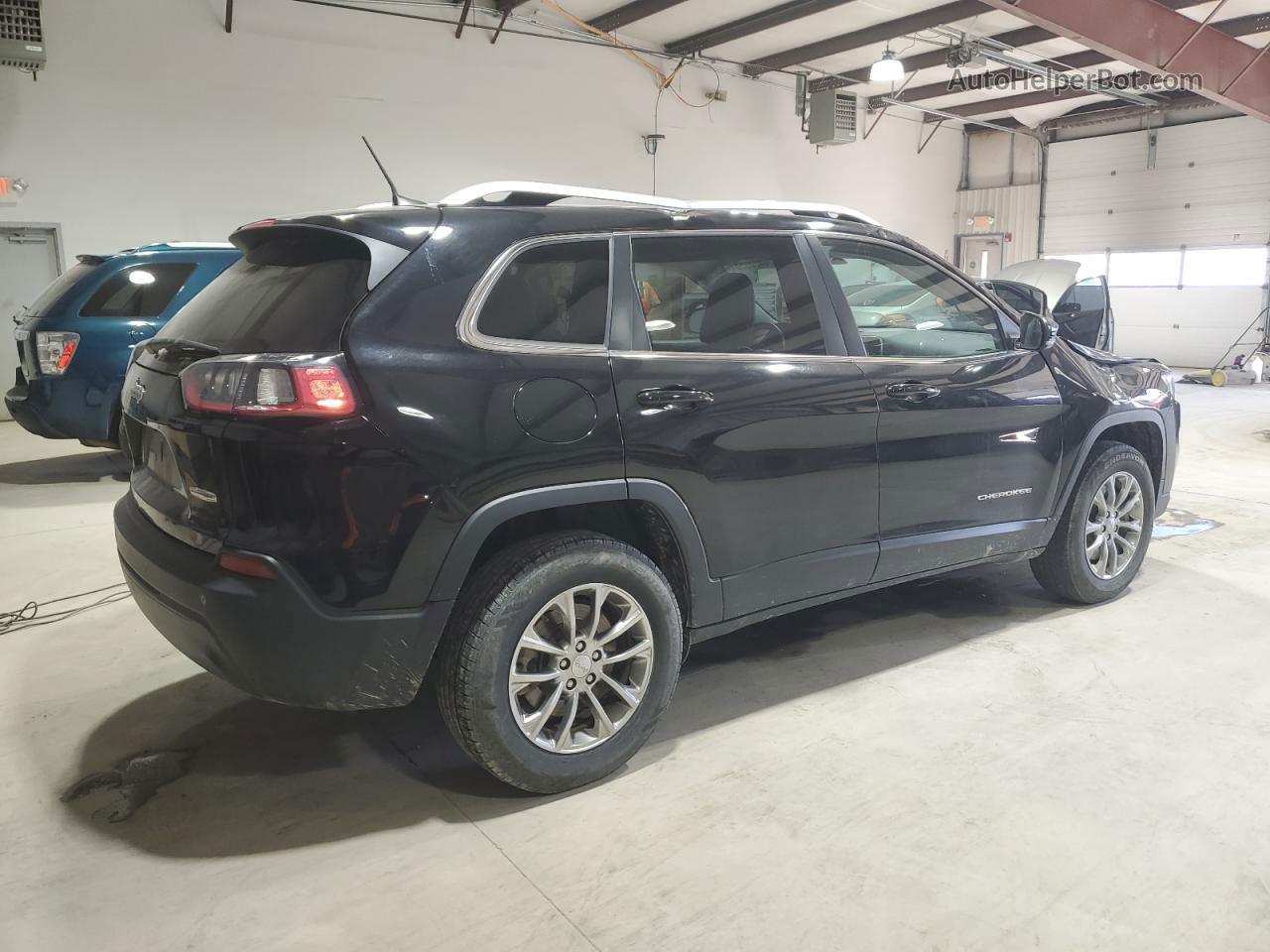 2019 Jeep Cherokee Latitude Plus Black vin: 1C4PJMLB6KD314196