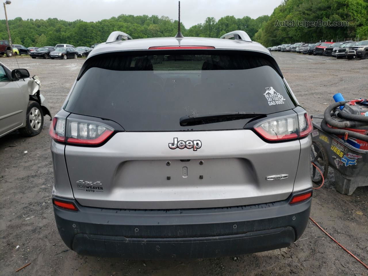 2019 Jeep Cherokee Latitude Plus Silver vin: 1C4PJMLB6KD430868