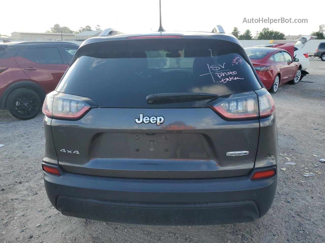 2019 Jeep Cherokee Latitude Plus Gray vin: 1C4PJMLBXKD399057