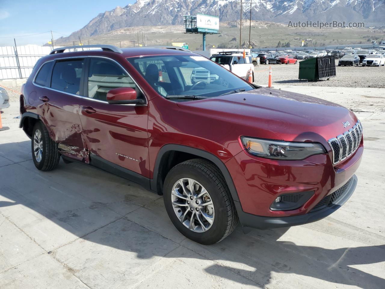 2019 Jeep Cherokee Latitude Plus Maroon vin: 1C4PJMLN1KD161933