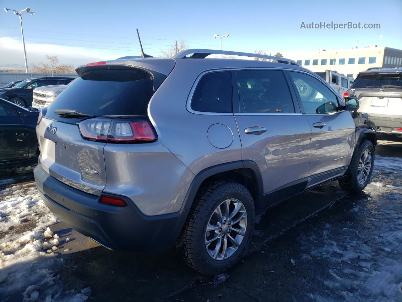 2019 Jeep Cherokee Latitude Plus Silver vin: 1C4PJMLN4KD286957