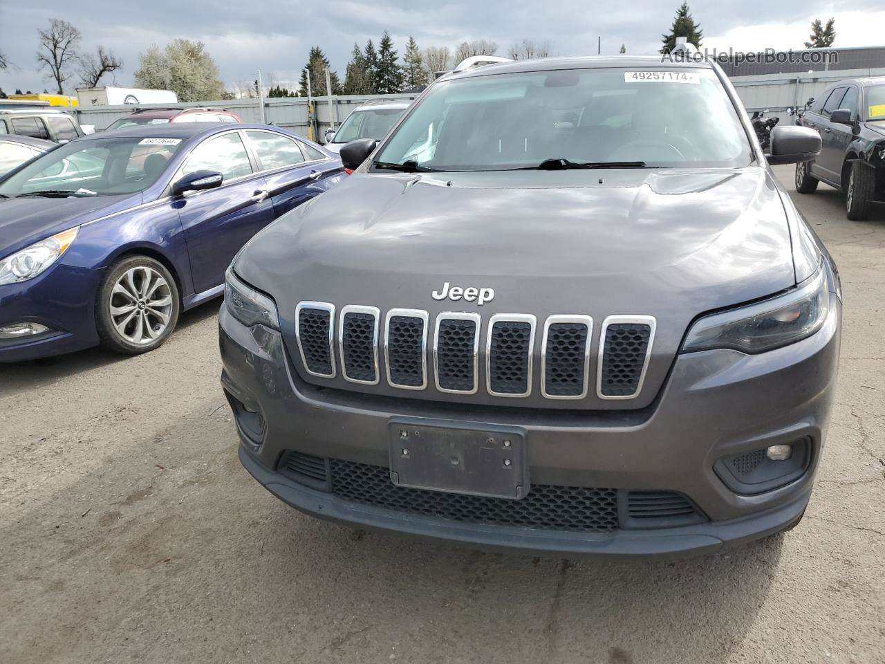 2019 Jeep Cherokee Latitude Plus Угольный vin: 1C4PJMLX0KD342782