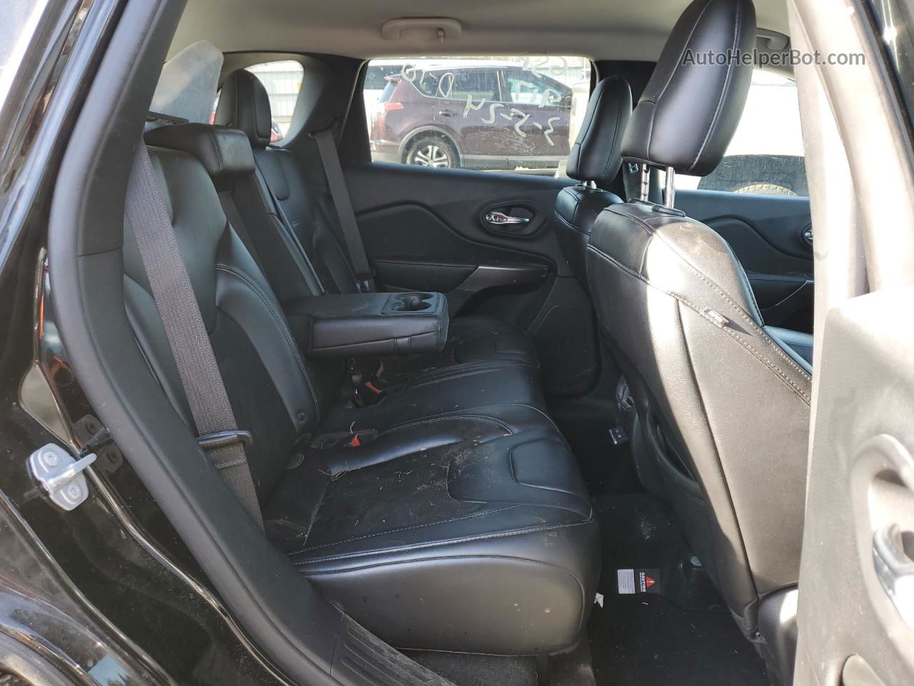 2019 Jeep Cherokee Latitude Plus Black vin: 1C4PJMLX1KD245641