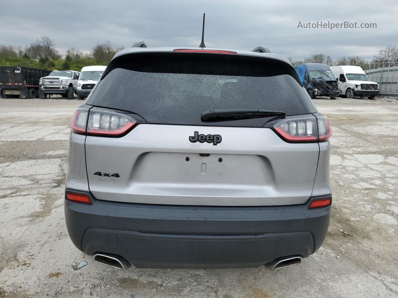 2019 Jeep Cherokee Latitude Plus Gray vin: 1C4PJMLX2KD299160