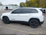 2019 Jeep Cherokee Altitude 4x4 White vin: 1C4PJMLX3KD311736