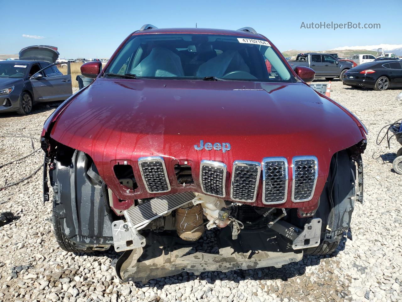 2019 Jeep Cherokee Latitude Plus Burgundy vin: 1C4PJMLX5KD132470