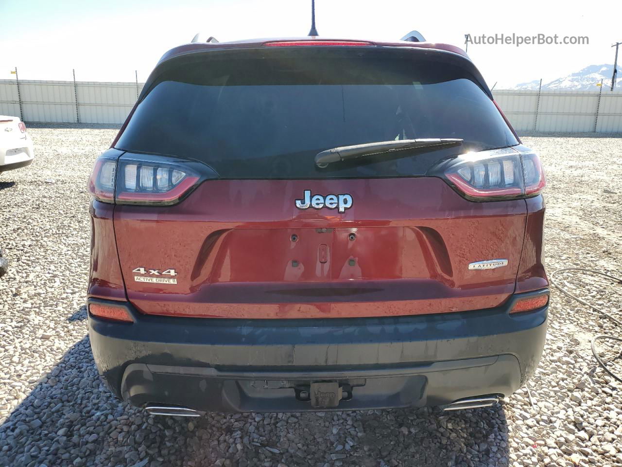 2019 Jeep Cherokee Latitude Plus Бордовый vin: 1C4PJMLX5KD132470