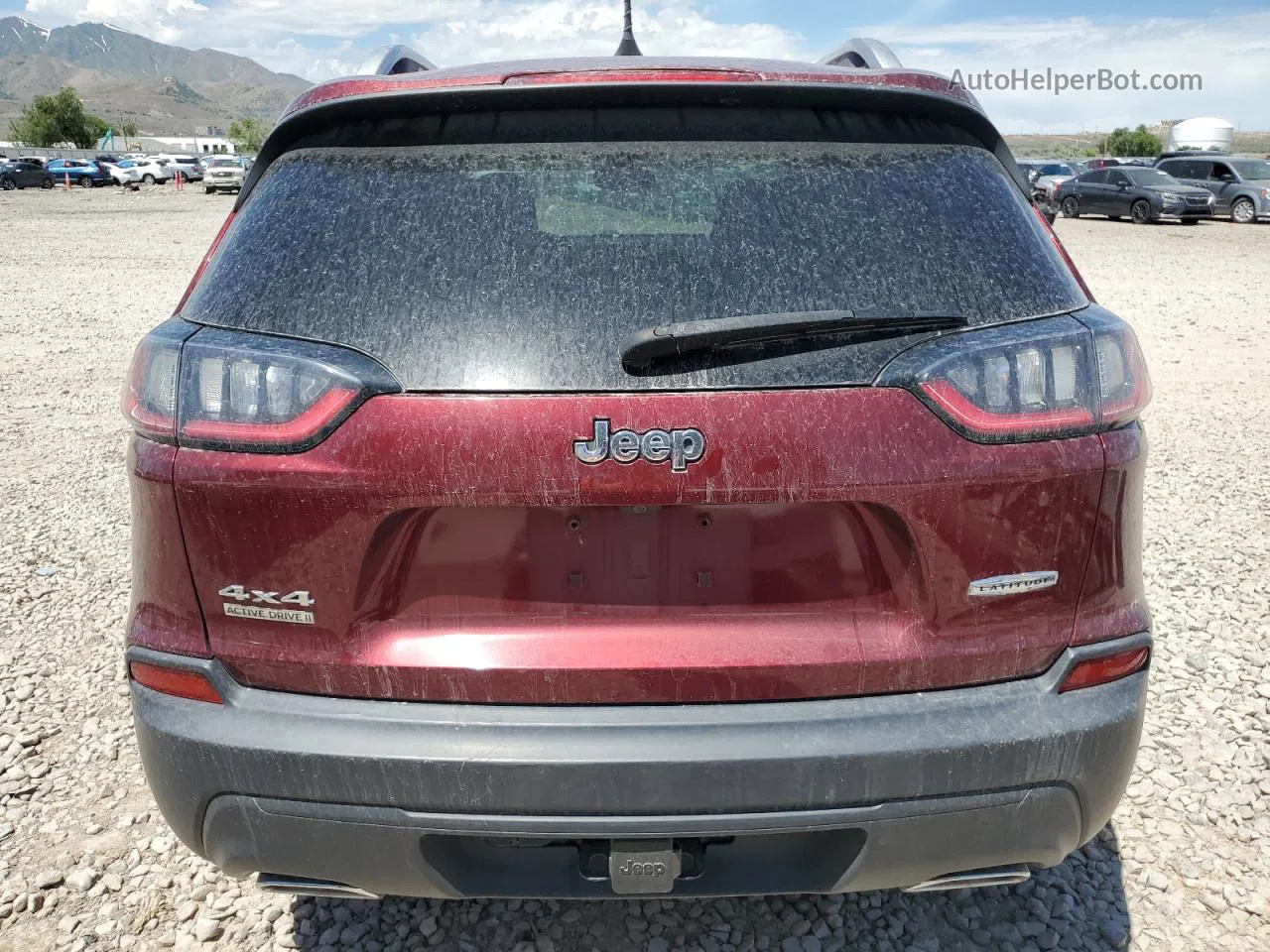 2019 Jeep Cherokee Latitude Plus Бордовый vin: 1C4PJMLX5KD132470